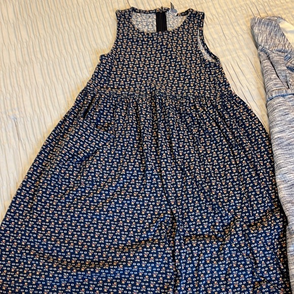 🟢 BUNDLE 2 ITEMS for 20$ - Girls DRESS Bundle Size 6 - Picture 5 of 10